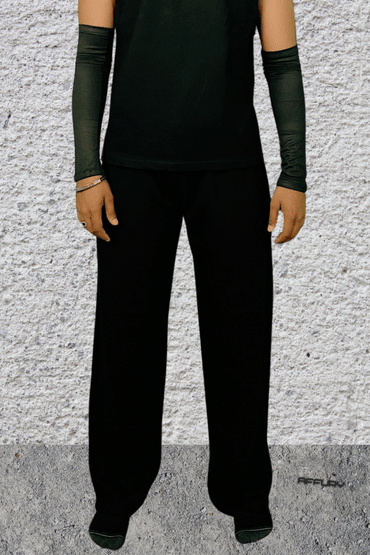 CLASSIC BLACK BAGGY SWEATPANTS